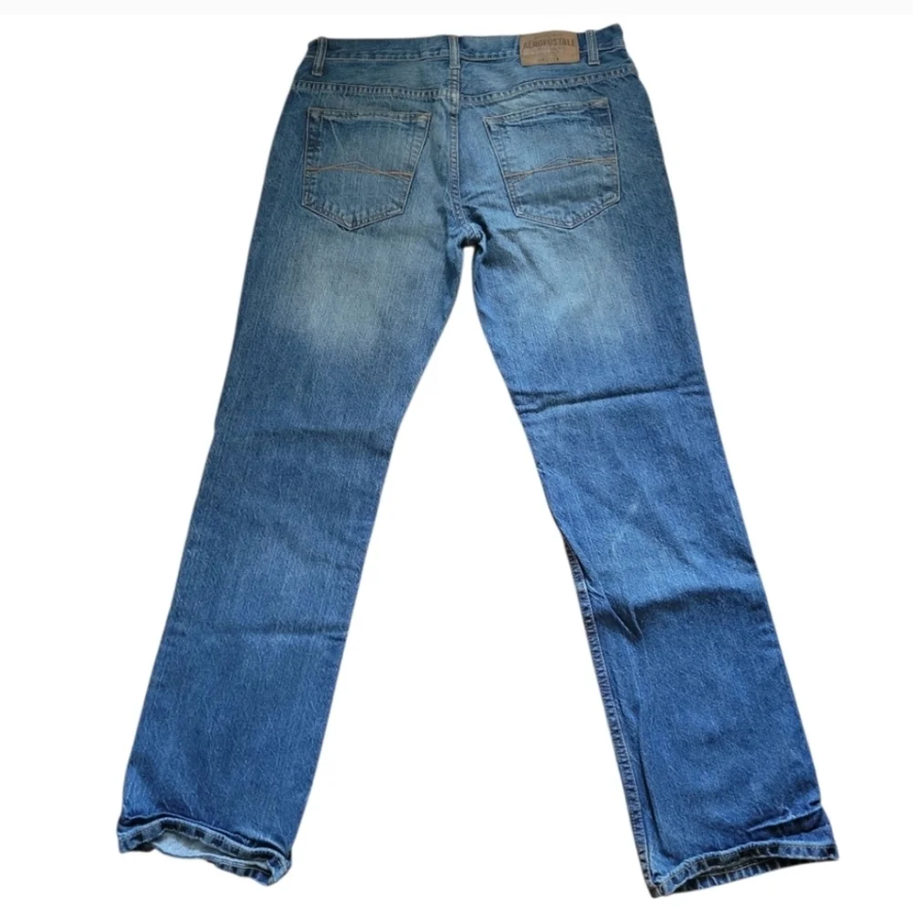 Aeropostal Blue Jeans Essex Straight EUC Sz. 31-32